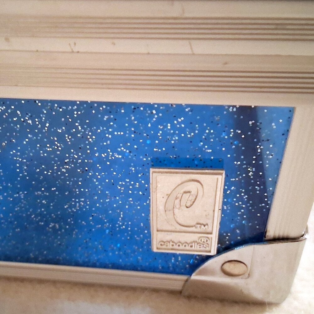 Storage Box, Blue Glitter Design, 7" x 4.5" x 4.5", Vintage Caboodles - Picture 5 of 10